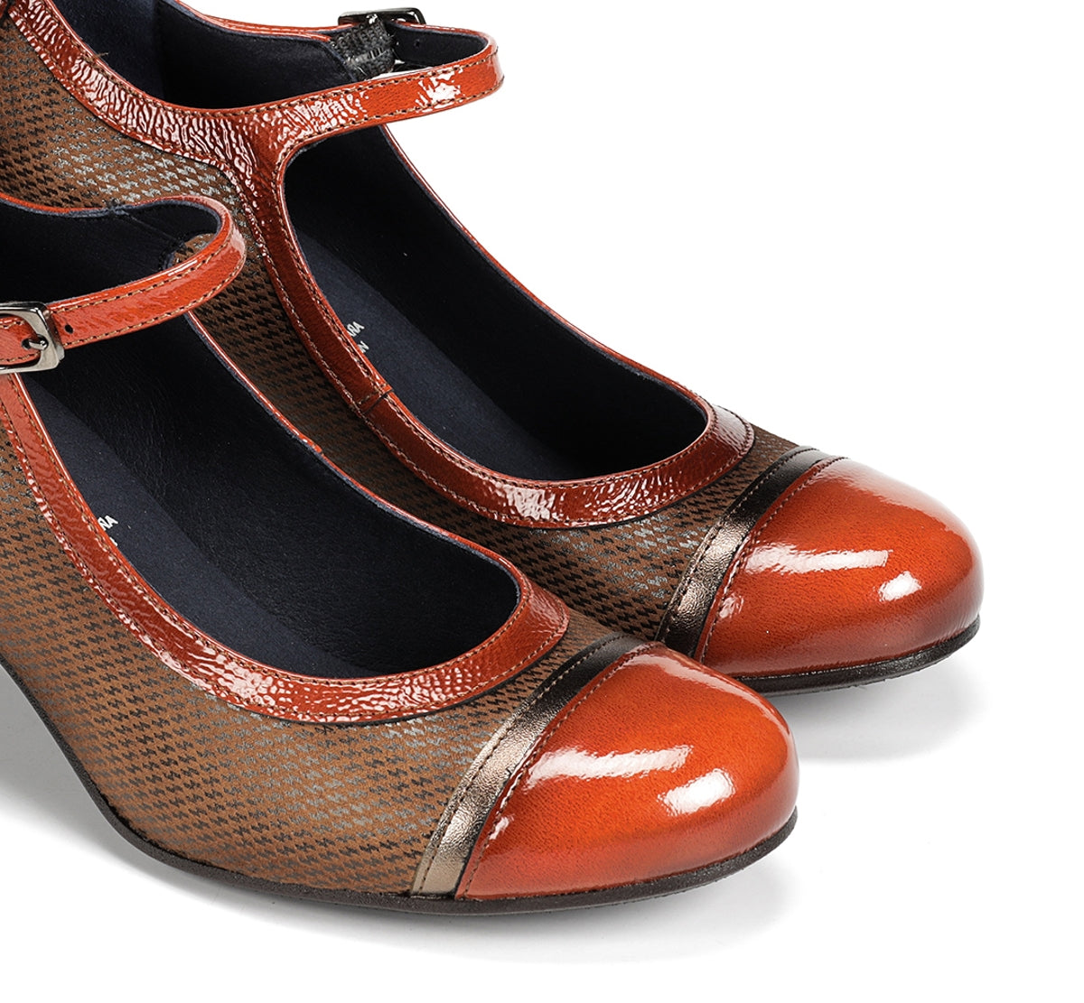 D8669DENLA DELIS+NAPLA+LAMIN CUERO + TEJA + PT.VIEJA-5